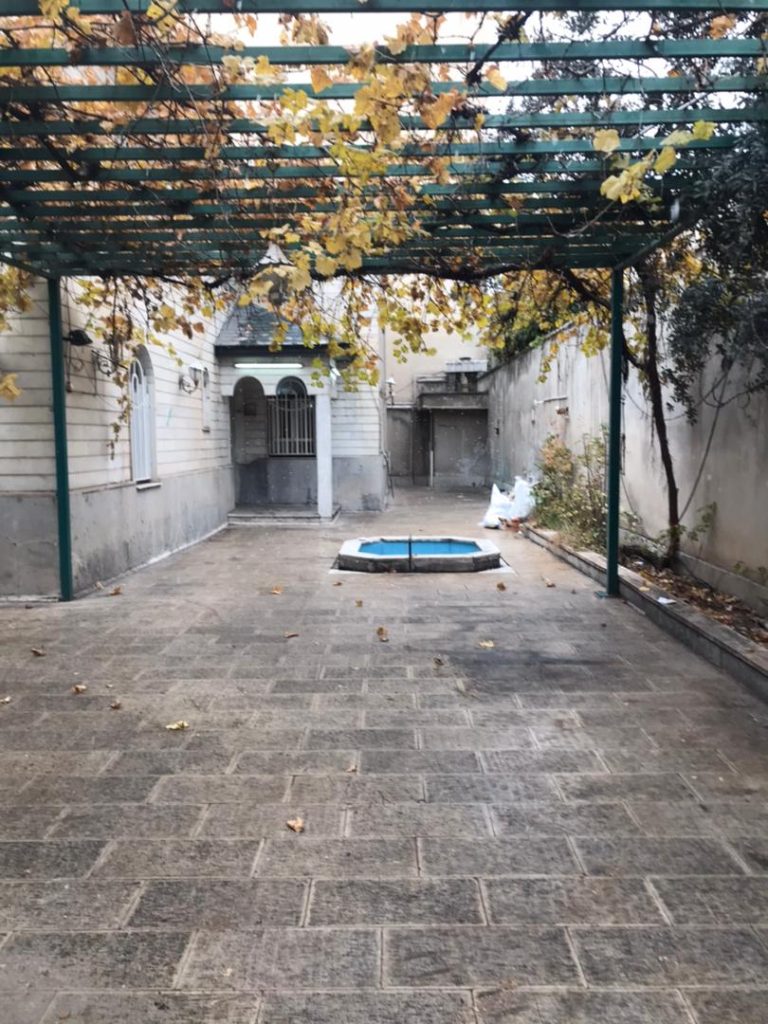 دیپلمات اسکای ویلا تهران